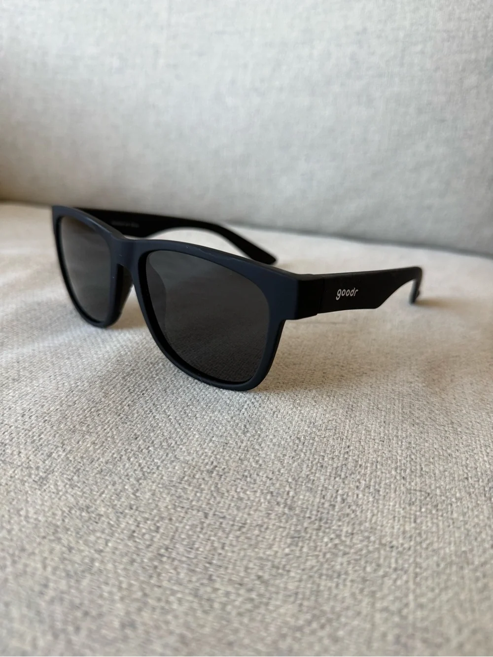 goodr Hooked on Onyx Classic Black Polarized Sunglasses, Large Fit, Unisex
